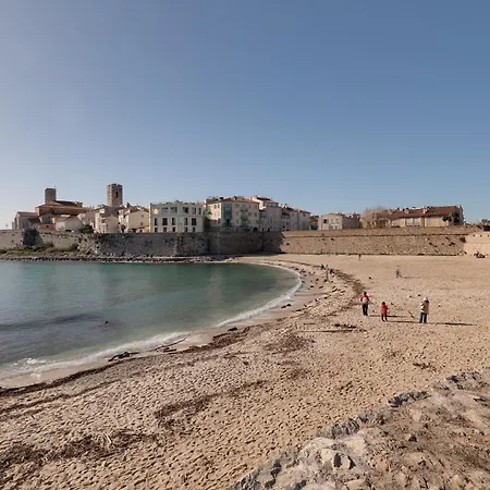 Vue Exceptionnelle Et Montagne , Piscine Et Tennis Antibes