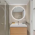 Vue Exceptionnelle Et Montagne , Piscine Et Tennis * Antibes