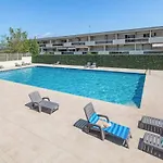 Vue Exceptionnelle Et Montagne , Piscine Et Tennis Apartment Antibes