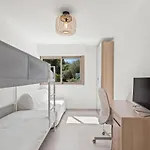 Vue Exceptionnelle Et Montagne , Piscine Et Tennis Appartamento