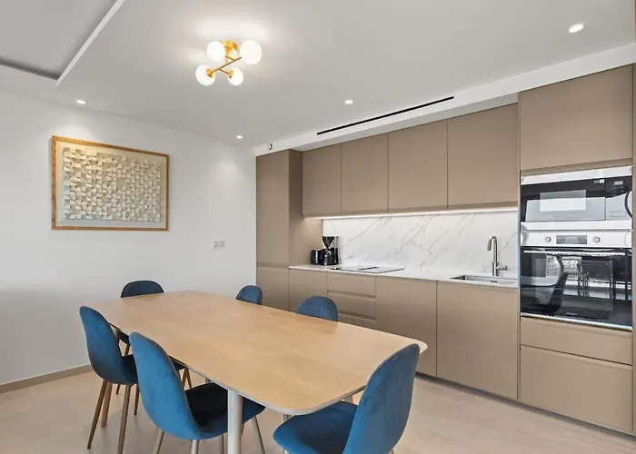 公寓 Vue Exceptionnelle Et Montagne , Piscine Et Tennis