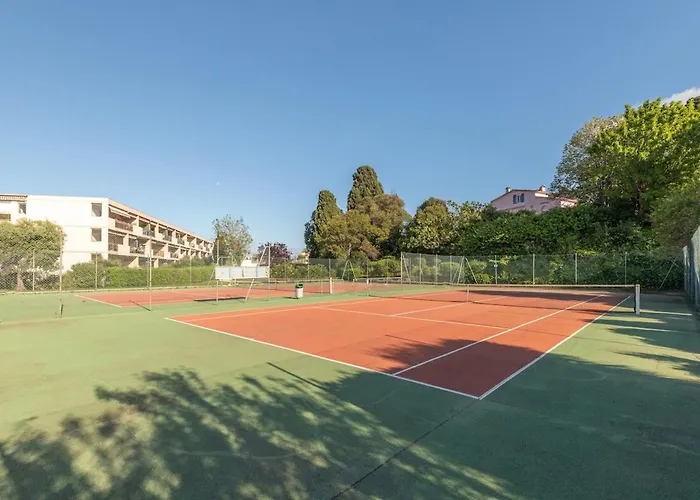 公寓 Vue Exceptionnelle Et Montagne , Piscine Et Tennis 昂蒂布